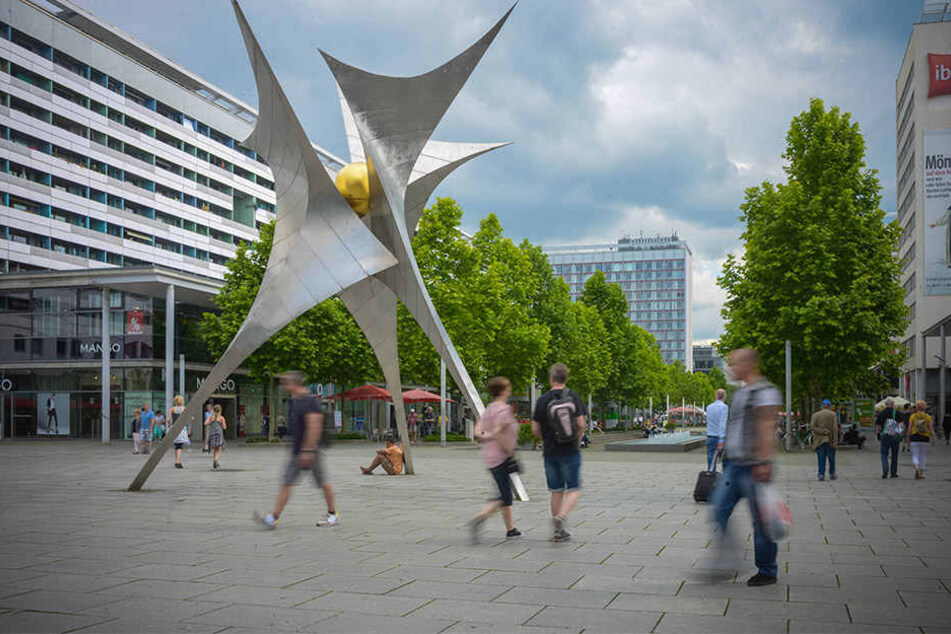 Auf der Prager Straße wird es am 21.März einen Kackhaufen-Flashmob geben.
