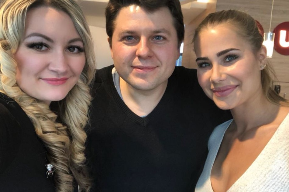 Anahita Rehbein (rechts) mit den beiden TAG24 Stuttgart Redakteuren Melissa Rausch (links) und Carsten Thomas (Mitte).