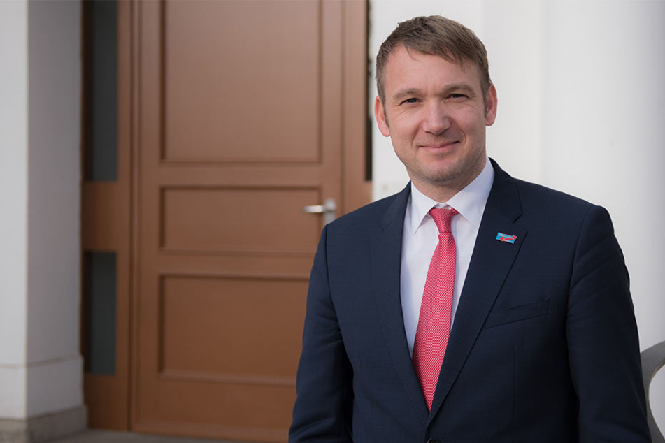 Der AfD-Landesvorsitzende von Sachsen-Anhalt wurde auf der Meile der demokratie bespuckt.
