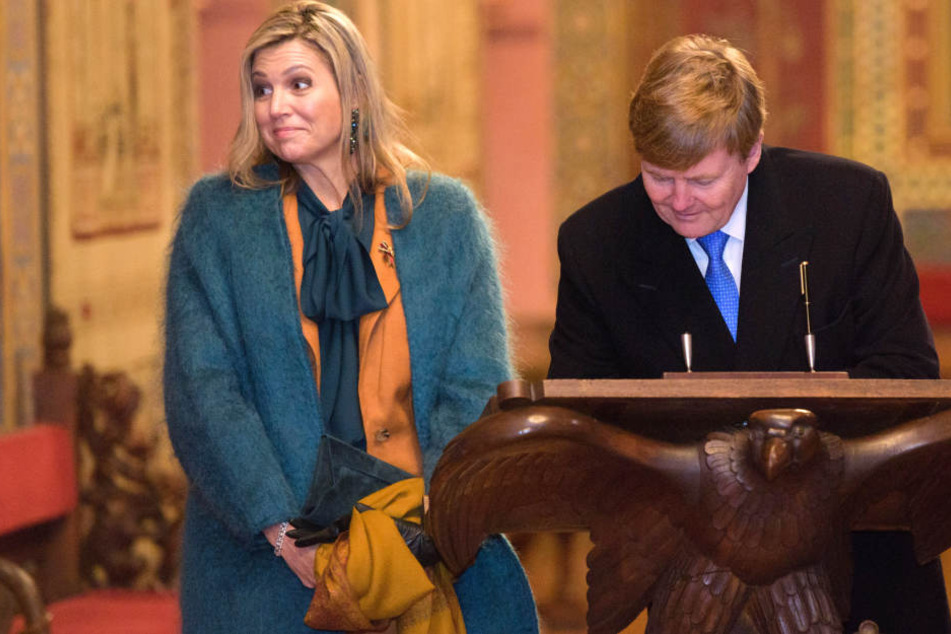 Auf der Wartburg in Eisenach trugen sich König Willem-Alexander und Königin Maxima ins goldene Buch der Stadt ein.
