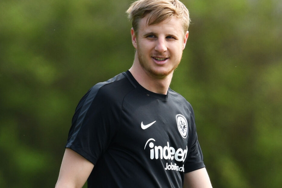 Das Foto zeigt Frankfurts Martin Hinteregger im April 2019.
