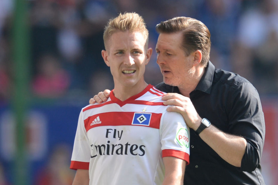 Lewis Holtby mit HSV-Trainer Christian Titz.