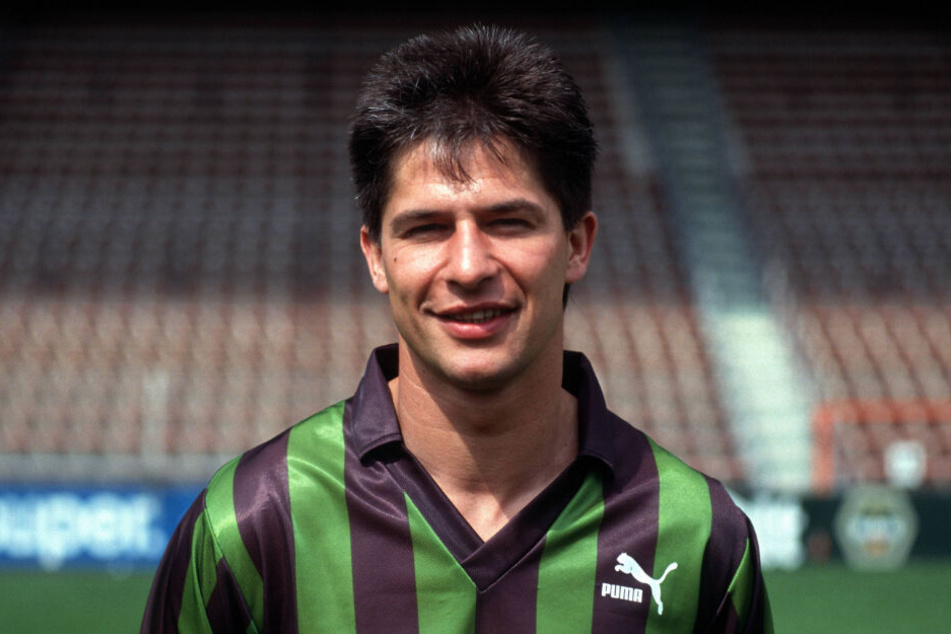 Hans-Jörg Criens erzielte in 303 Bundesliga-Spielen 94 Tore und legte 14 Treffer direkt auf.