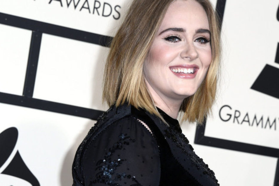 Ist Adele endlich verheiratet? Auf einem Konzert bestätigte sie die Ehe mit Simon Konecki.