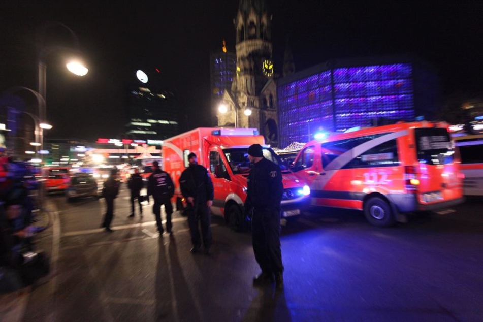 In Leipzig seien Zufahrtsstraßen vorbeugend gesichert worden, sagte ein Sprecher auf Anfrage.
