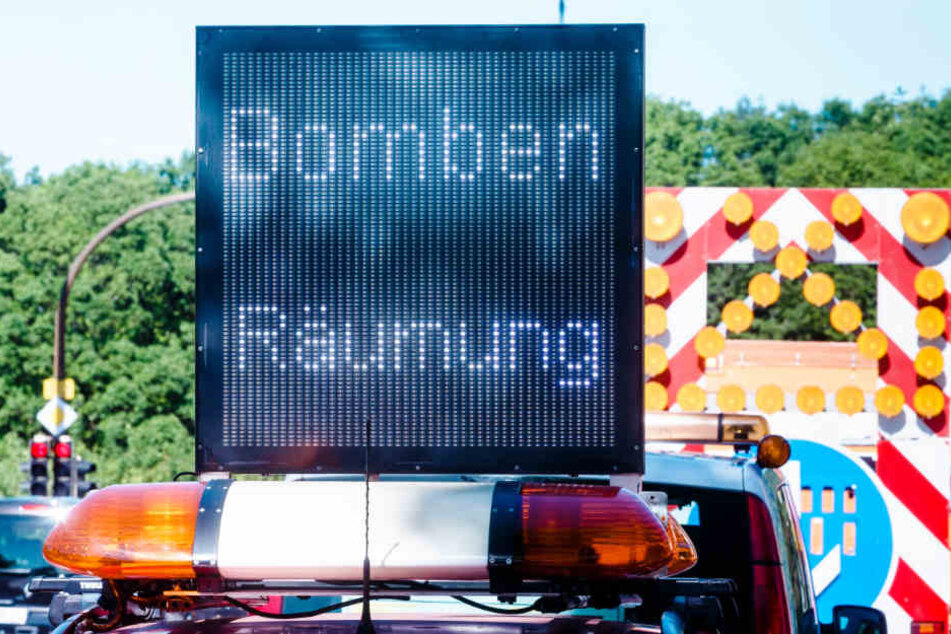 In Kiel müssen 550 Anwohner ihre Wohnungen wegen einer Bombenentschärfung verlassen.
