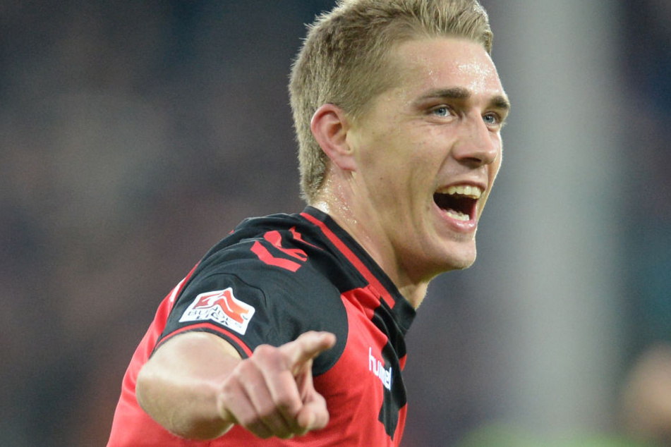 Nennt seine "Verblödungs"-Äußerung nun einen "Denkanstoß": Nils Petersen.
