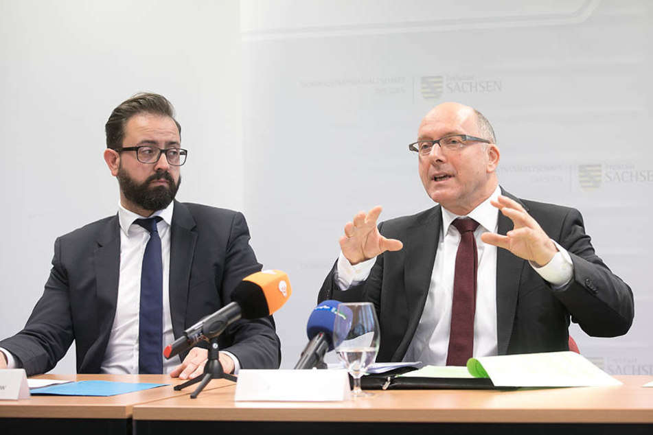 Justizminister Sebastian Gemkow (39, CDU) und Generalstaatsanwalt Hans Strobl (61, r.).