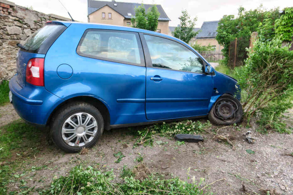 Der Polo blieb erst 20 Meter nach der Kreuzung stehen.