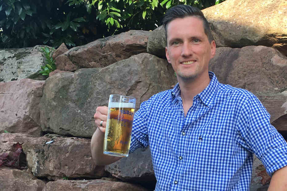 Patrick Karch will als Bierkönigin groß hinaus.