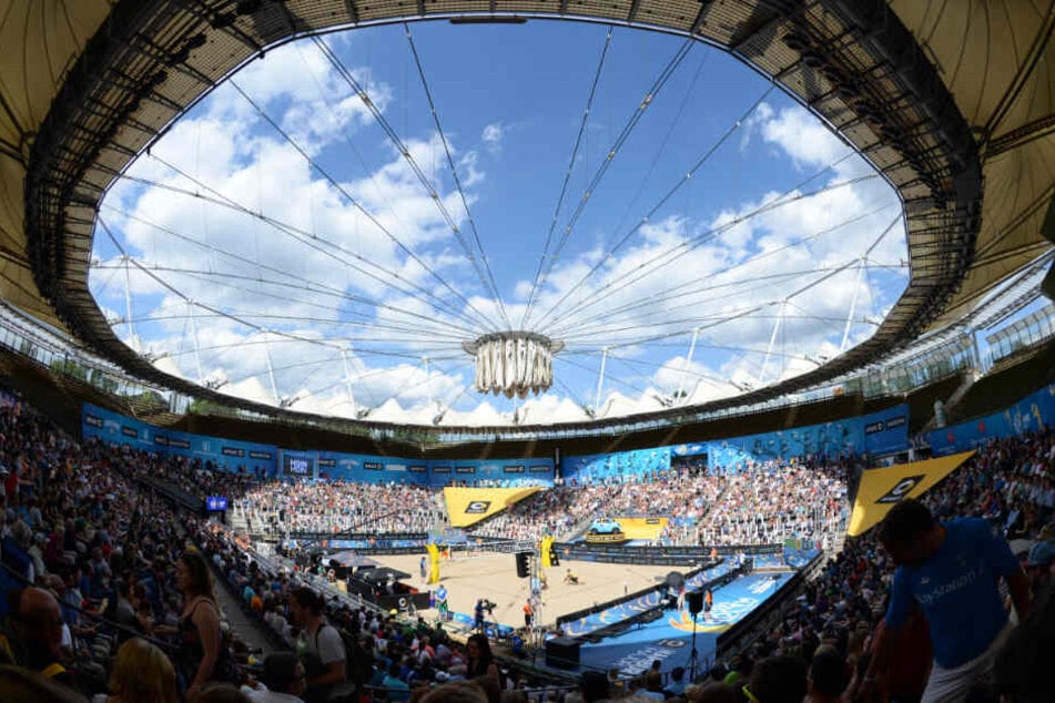 Im Tennisstadion am Hamburger Rotherbaum findet die Beachvolleyball-WM statt.