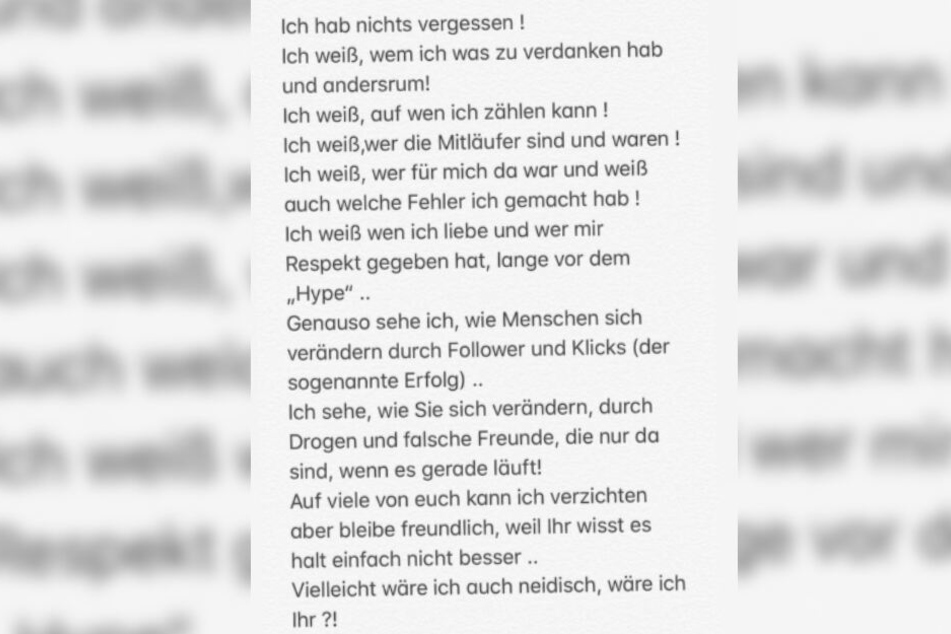 Bonez MC schrieb seinen 1,8 Millionen Followern bei Instagram.