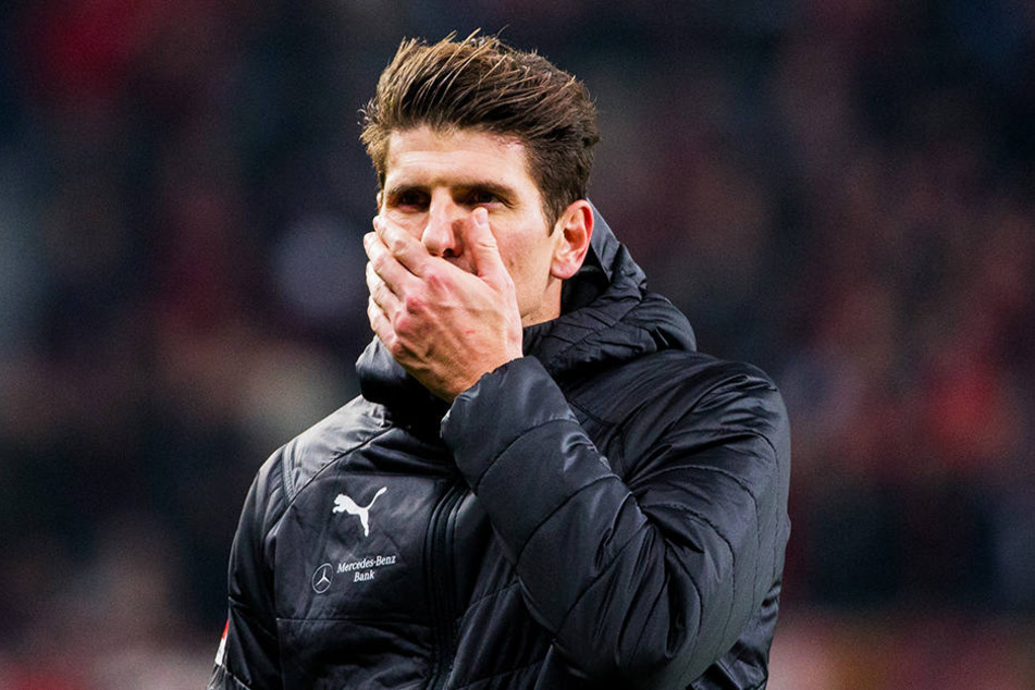 Schockiert: Mario Gomez ist mit dem VfB Stuttgart Tabellenletzter, obwohl die Mannschaft eigentlich gut besetzt ist. Was so ein Negativlauf mental alles anrichten kann...