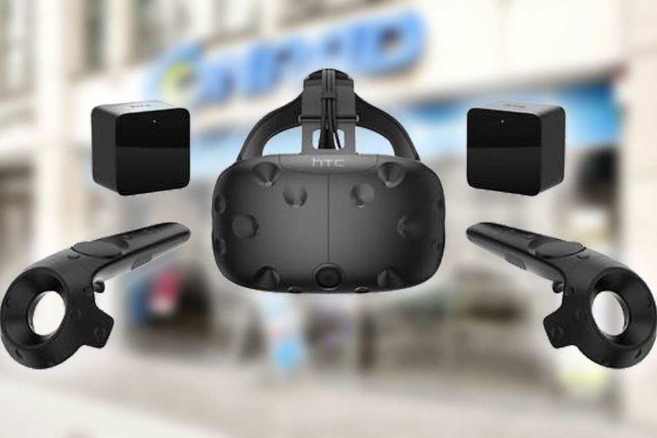 Für nur 699 Euro: HTC VR-Brille mit zwei Wireless Controller und zwei Basisstationen.
