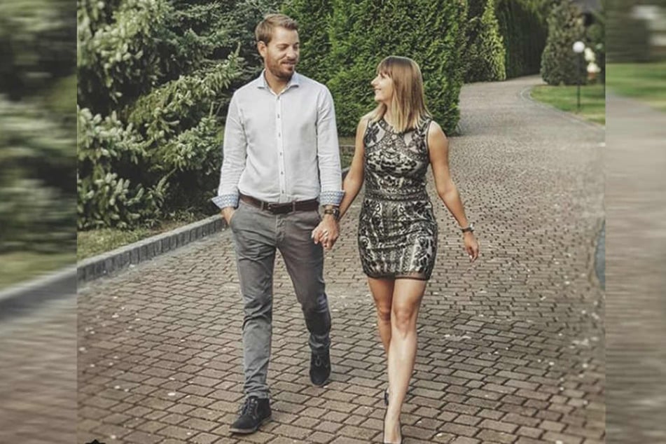 Farmer Gerald und Anna kommen frisch erholt aus den Flitterwochen zurück.