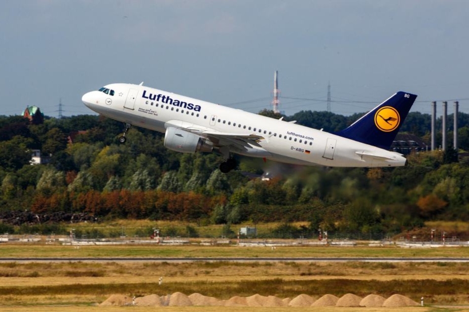 Am Mittwoch will auch das Kabinenpersonal der Lufthansa streiken.