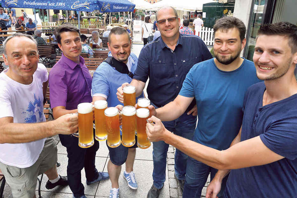 Ein Wochenende
im Zeichen
des
Bieres:
Der Brauereimarkt
soll die Innere
Klosterstraße
in eine
Partymeile
verwandeln.