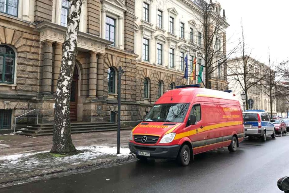 Am Justizministerium ist am Donnerstagmorgen ein Briefumschlag mit weißem Pulver eingegangen.