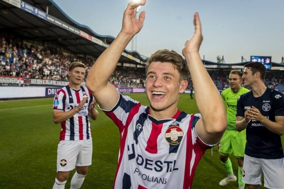Mats Köhlert freut sich über den Sieg seiner Mannschaft. (Archivbild)