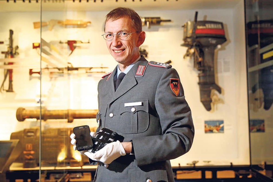 Der Chef des Militärhistorischen Museums, Matthias Rogg (54), ist nicht nur Oberst der Bundeswehr, sondern lehrt auch als Professor in Hamburg.
