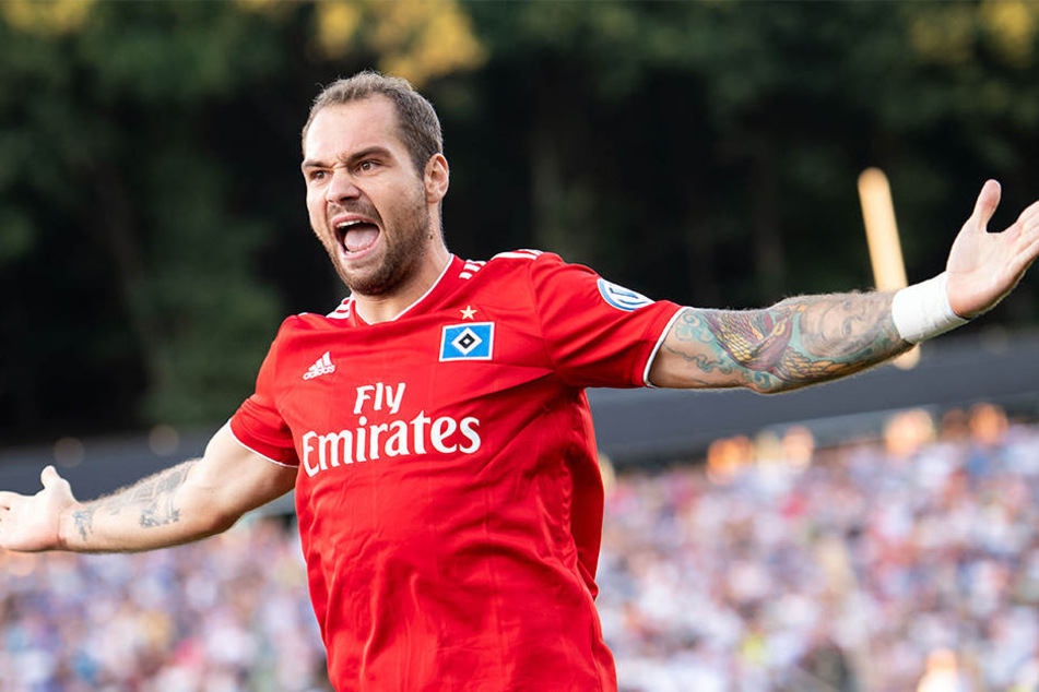 Eingewechselter Doppelpacker: Pierre-Michel Lasogga erzielte für den HSV zwei Tore in zwei Minuten.