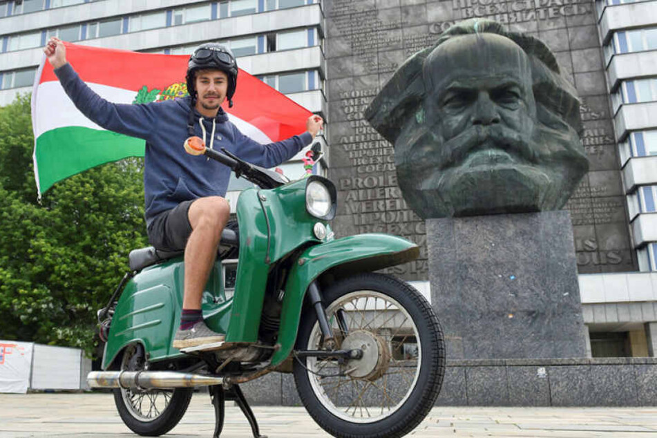 Er startete mit seiner Schwalbe in Chemnitz.