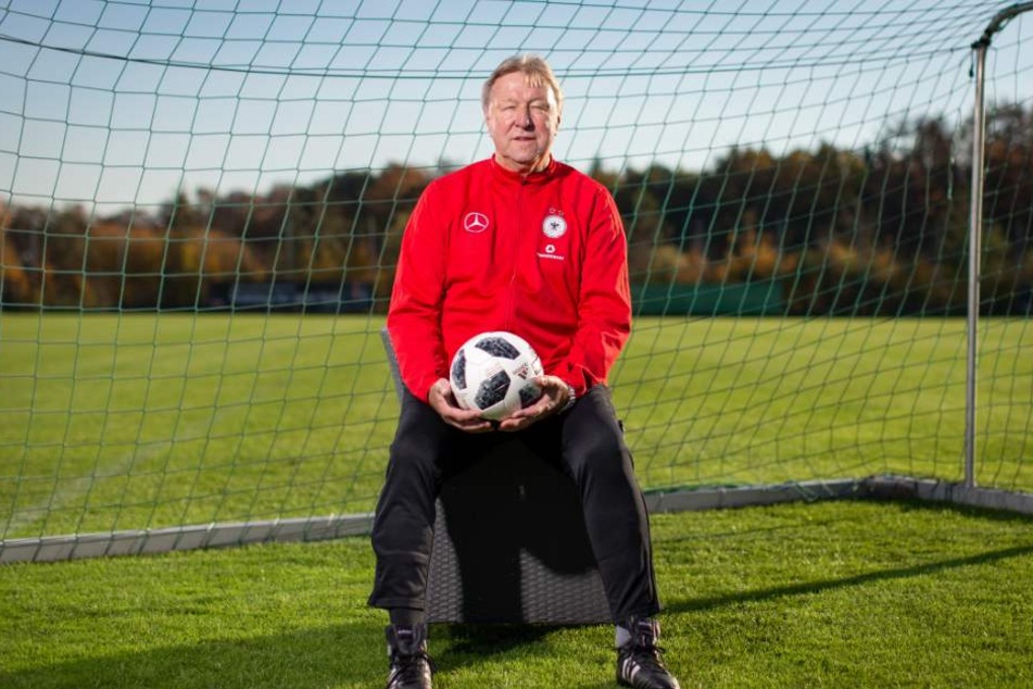 In 43 Jahren feierte Horst Hrubesch verschiedene Erfolge als Spieler und als Trainer.