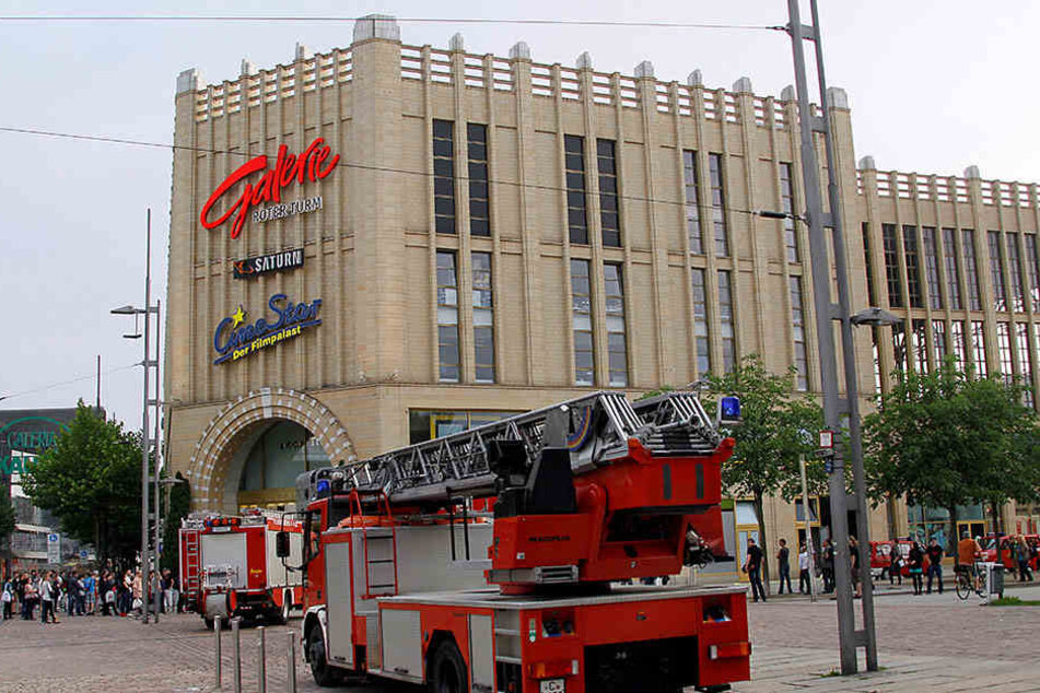 Nicht immer, aber immer öfter muss die Chemnitzer Feuerwehr wegen Fehlalarmen in Einkaufszentren, Fabrikanlagen oder Bürogebäuden ausrücken.