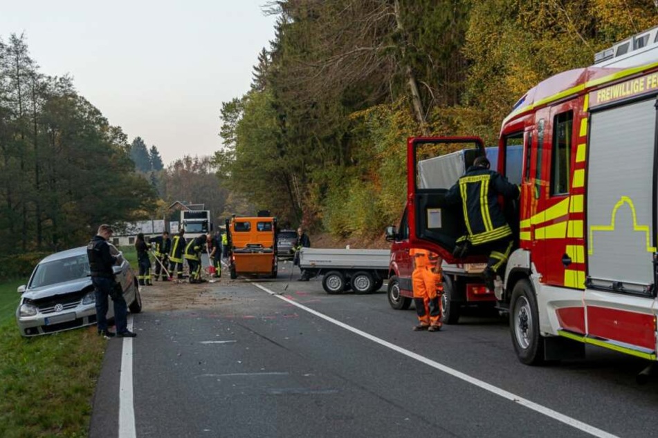 Auf der B94 in Lengenfeld hat es am Mittwoch einen schweren Unfall gegeben.