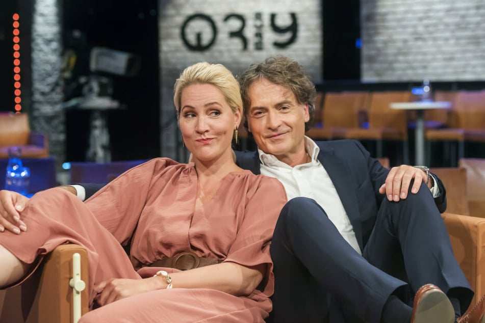 Judith Rakers und Giovanni di Lorenzo, Moderatoren der Radio Bremen-Talkshow 3nach9.