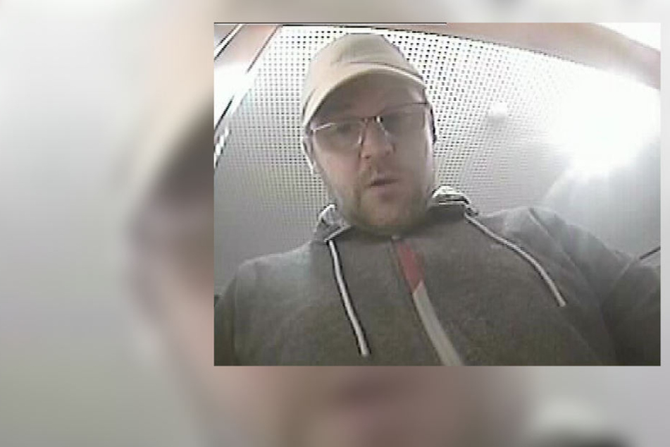 Mit diesem Foto fahndet die Polizei nach dem Täter