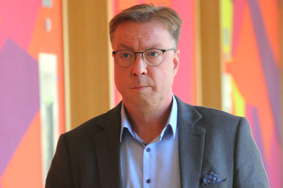 Mario Pattis (49) stand bereits im September 2018 vor Gericht. Diesmal soll der Gourmet-Koch bei Rot über die Kreuzung gefahren sein. Ob ihm das nachgewiesen werden kann, ist aber fraglich.