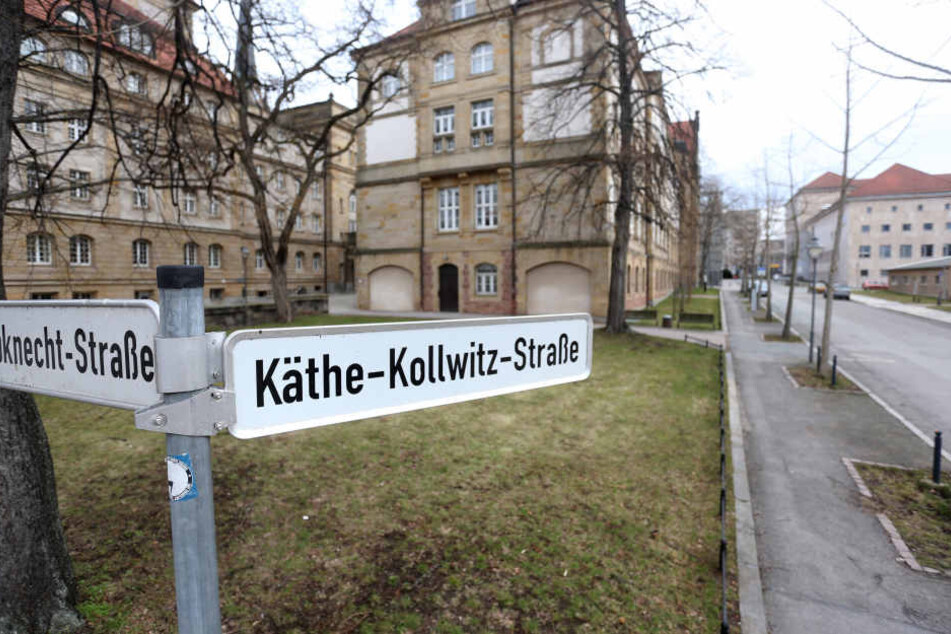 Einige weibliche Straßen gibt es schon, wie die Käthe-Kollwitz-Straße am Museum.