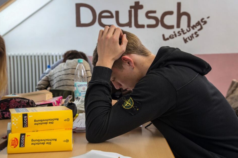 Kindern und Jugendlichen mit ADHS fällt die Konzentration vor allem in der Schule äußerst schwer.