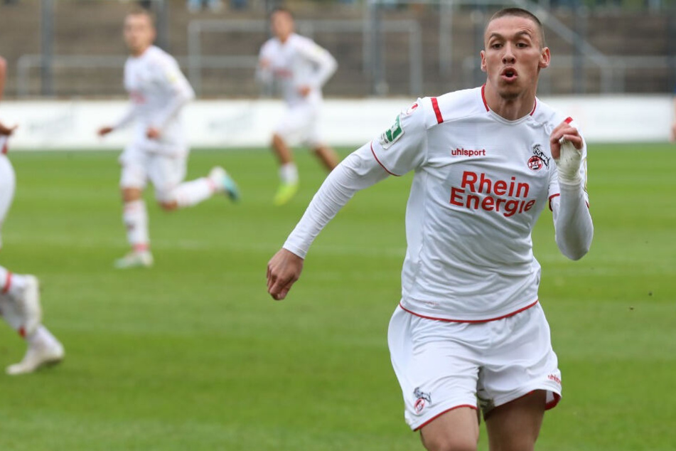Der Offensivspieler Darko Churlinov in Action.