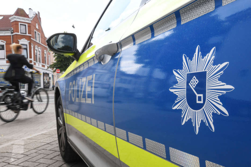 Die Bremer Polizei musste viele Beamte einsetzen, um die Situation in den Griff zu bekommen (Symbolbild).