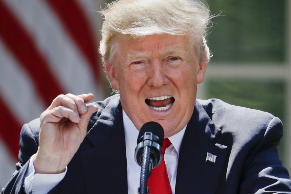 Donald Trump droht Nordkorea mit einem viel mächtigeren und größeren Atomwaffenknopf.