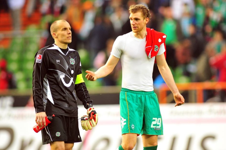 Robert Enke (†32, li.) und Per Mertesacker spielten gemeinsam bei Hannover96.