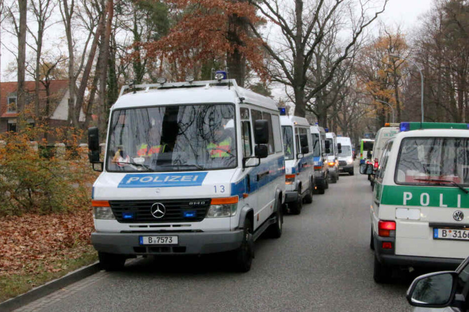 Am Donnerstagvormittag durchsuchte die Polizei das Anwesen des 42-Jährigen in Kleinmachnow.