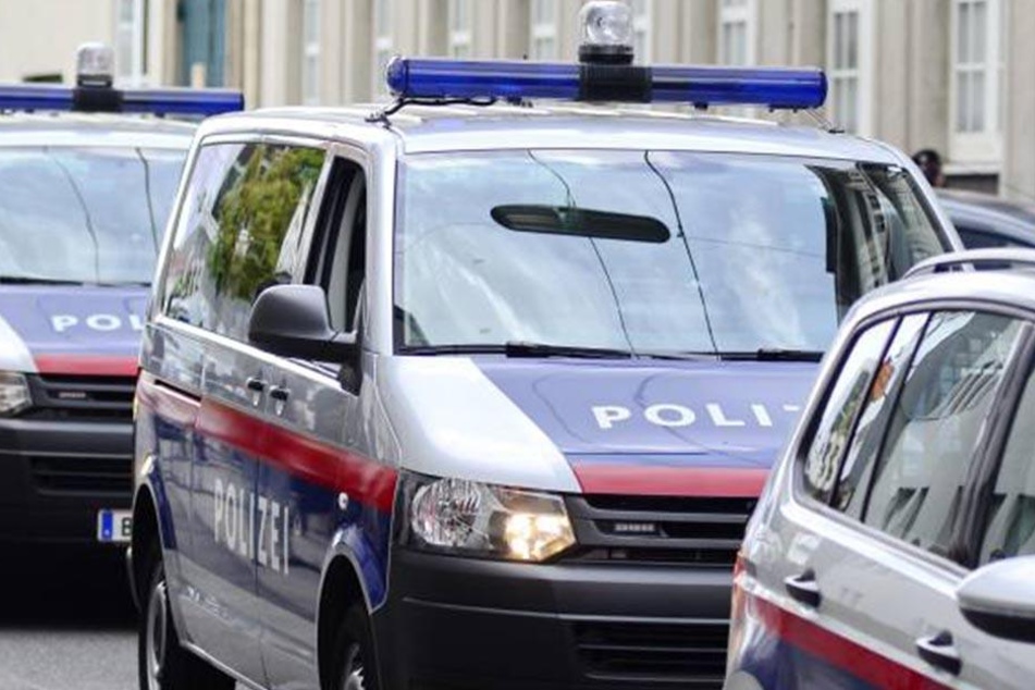 Der grausame Mord, stellt die Polizei vor zahlreiche Rätsel.