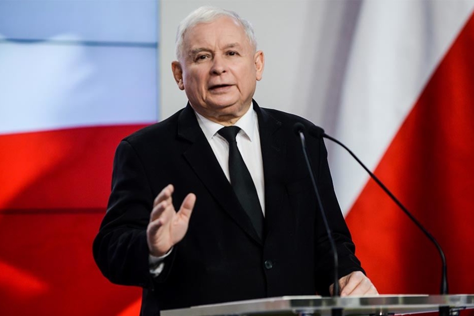 Der Parteivorsitzende der konservativen PiS-Partei, Jaroslaw Kaczynski, spricht am 27.01.2018 bei einer Pressekonferenz in Warschau.