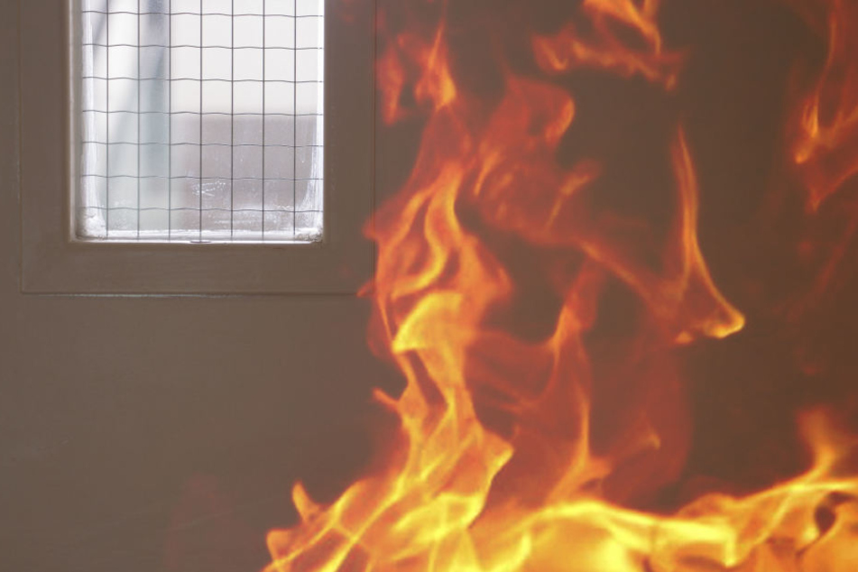 Mit dem Feuer öffneten sich die Türen. (Symbolbild)
