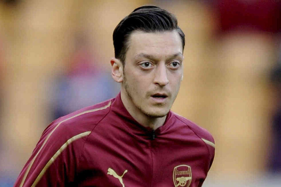 Mesut Özil (30) wurde Opfer eines bewaffneten Raubüberfall.