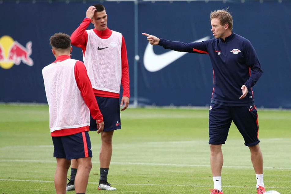Neben wenigen Profis wird Coach Julian Nagelsmann zu Wochenbeginn vor allem A-Junioren auf dem Platz stehen haben.