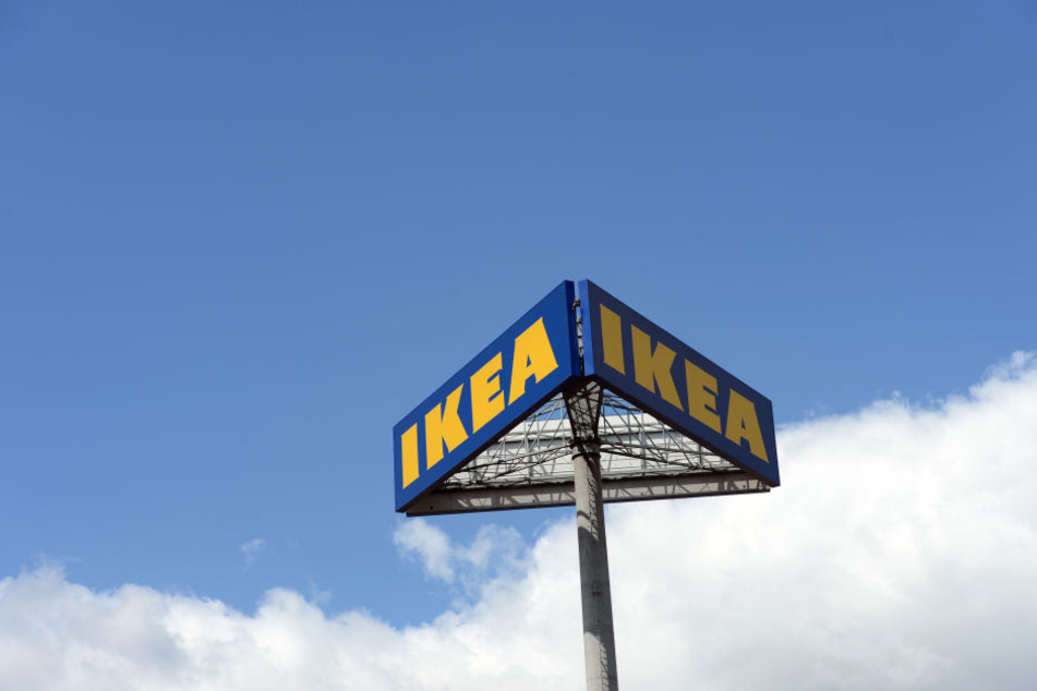 Das Glas aus dem der Schweizer trank, stammte aus IKEA.