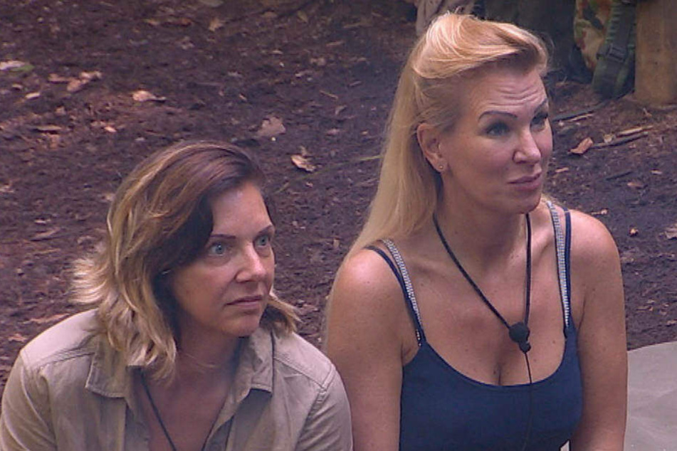 Mit Claudia Norberg (re.) verliert Danni Büchner (li.) schon die zweite enge Verbündete innerhalb von nur 24 Stunden.