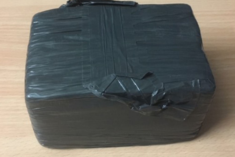 Das von der Bundespolizei beschlagnahmte Drogenpaket.