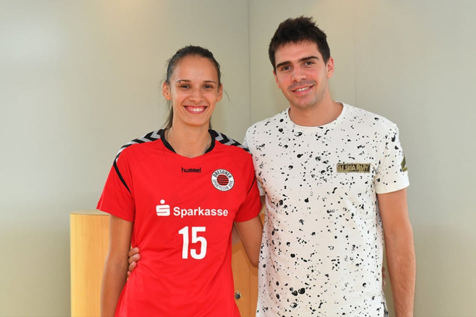 Sie spielten schon als Kinder zusammen Volleyball.Ivana und ihr Bruder Milija Mrdak.