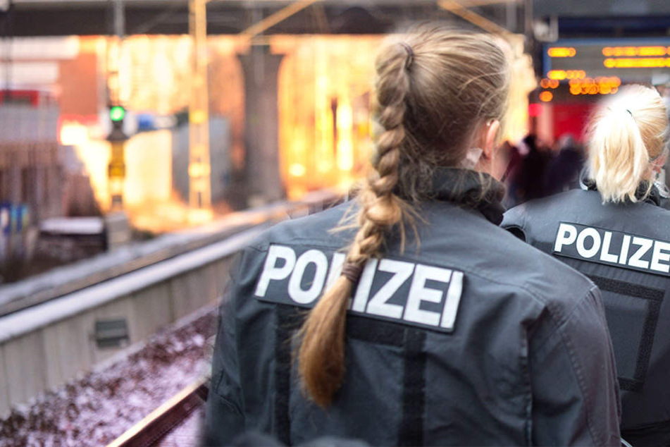 An einem Bahnhof lieferte ein 50-Jähriger eine äußerst merkwürdige Ausrede.