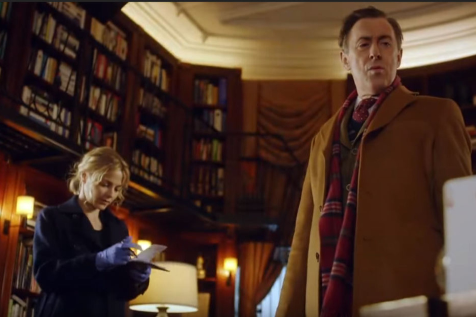 "Instinct" mit Alan Cumming und Bojana Novakovic - das sind 15 Folgen der ersten Staffel Zum ersten Mal im Free-TV ab Donnerstag.
